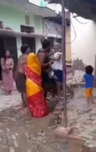 जौनपुर भाई व भतीजों पर मारपीट कर जिंदा जलाने की कोशिश का आरोप